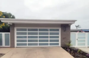 Full View & Glass Door